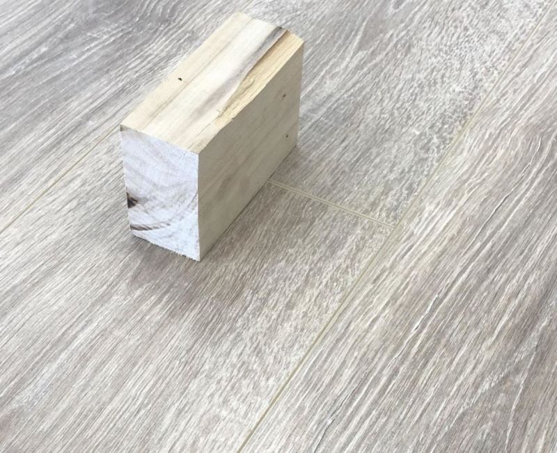 Ламинат "SunFloor" 8/32 4V Дуб Джонсон 32 (1380*193*8 мм) — купить в Вологде